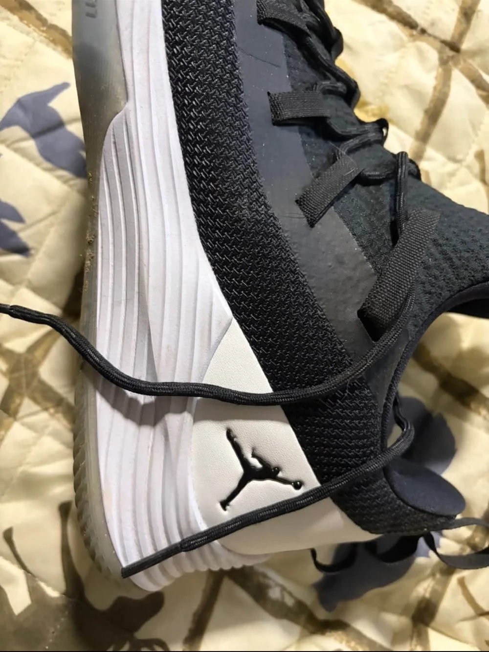 Jordan Men's Black and White Athletic Sneakers